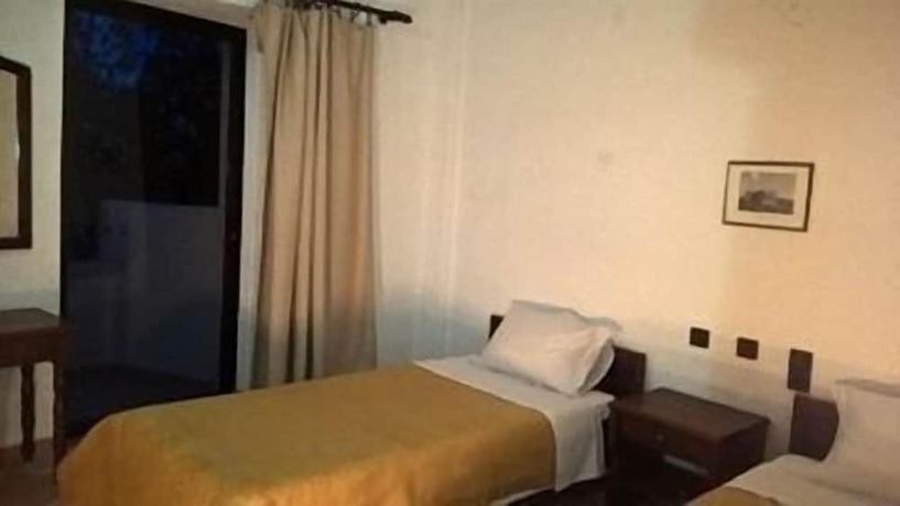 Imagen de la habitación del Hotel Niko, Pr&eacute;veza. Foto 7