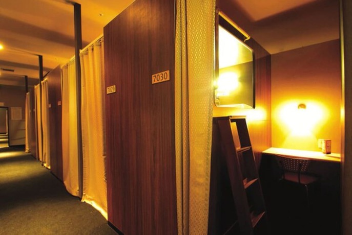 Imagen de la habitación del Hotel Nikoh Capsule Refre - Hostel - Caters To Men. Foto 11