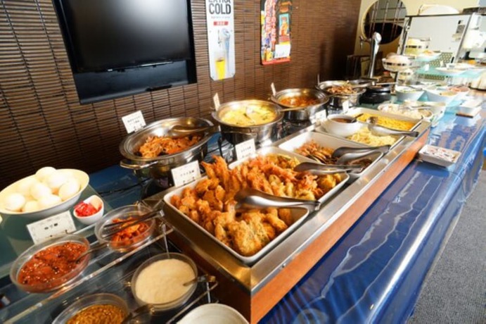 Imagen del bar/restaurante del Hotel Nikoh Capsule Refre - Hostel - Caters To Men. Foto 8