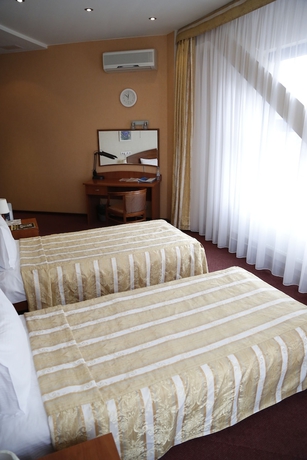 Imagen de la habitación del Hotel Nikol Business. Foto 9