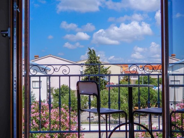 Imagen de la habitación del Hotel Nikola. Foto 5