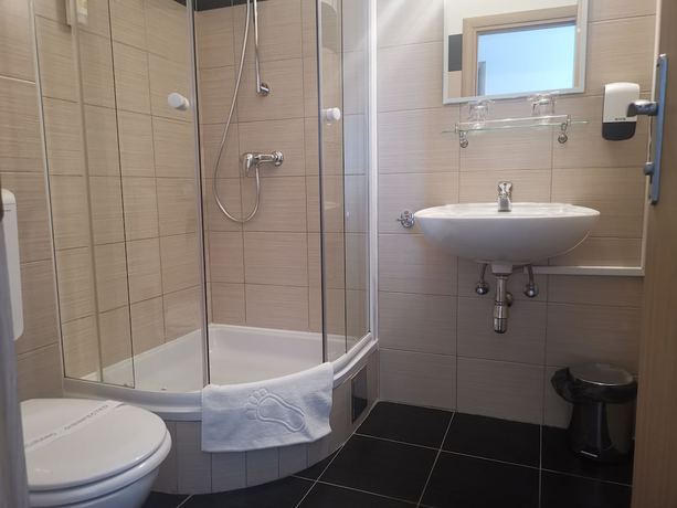 Imagen de la habitación del Hotel Nikola. Foto 12