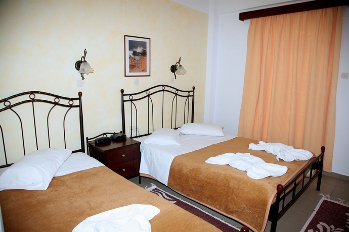 Imagen de la habitación del Hotel Nikolas, Paros Ciudad. Foto 4