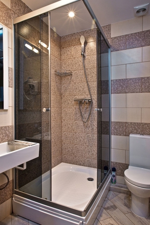 Imagen de la habitación del Hotel Nikolin Park Guest House. Foto 3