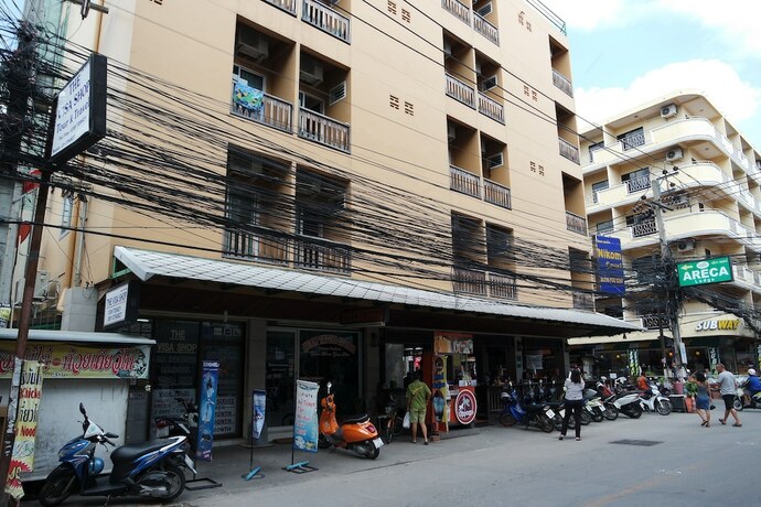 Imagen general del Hotel Nikom Court. Foto 8