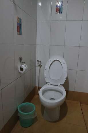 Imagen general del Hotel Nikom Court. Foto 15