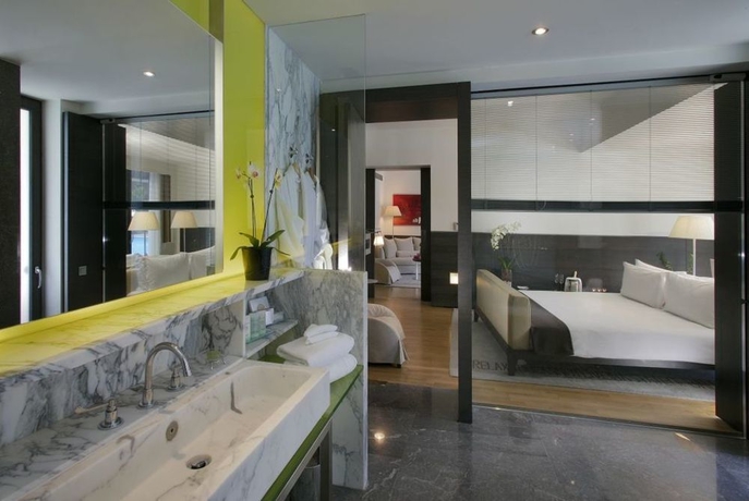 Imagen de la habitación del Hotel Nikopolis. Foto 7