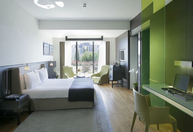 Imagen de la habitación del Hotel Nikopolis. Foto 8