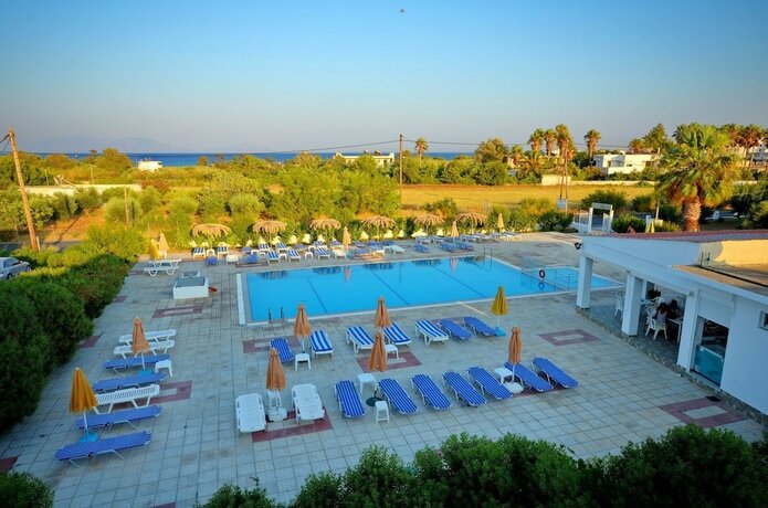 Imagen general del Hotel Nikos 2 Studios and Apartments. Foto 3