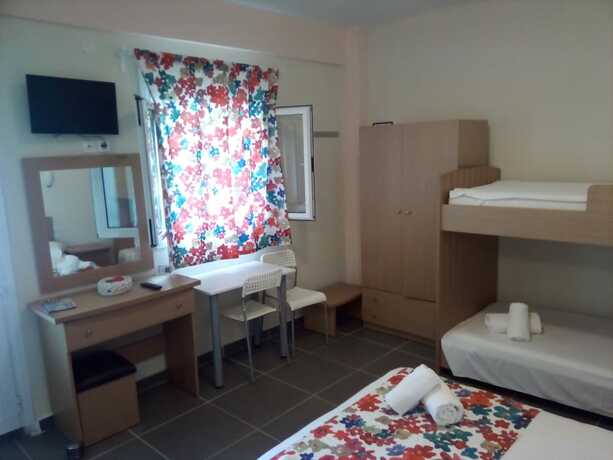 Imagen general del Hotel Nikos Apartments. Foto 7