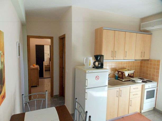 Imagen general del Hotel Nikos Apartments. Foto 11