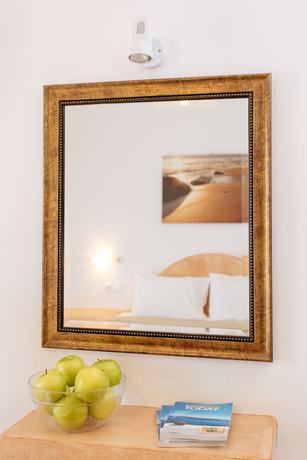 Imagen de la habitación del Hotel Nikos. Foto 14