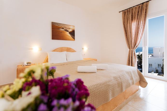 Imagen de la habitación del Hotel Nikos. Foto 16