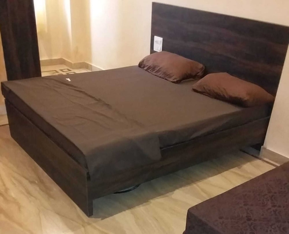 Imagen de la habitación del Hotel Nikunj Ashram. Foto 9