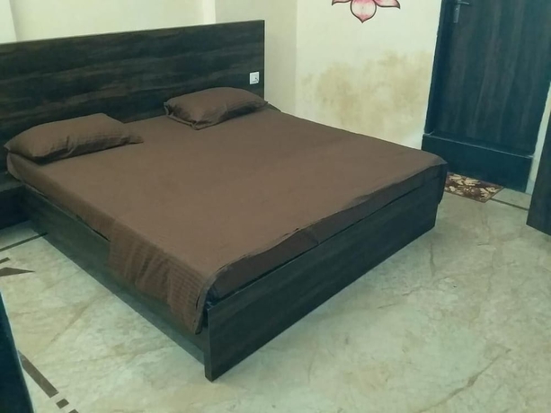 Imagen de la habitación del Hotel Nikunj Ashram. Foto 16