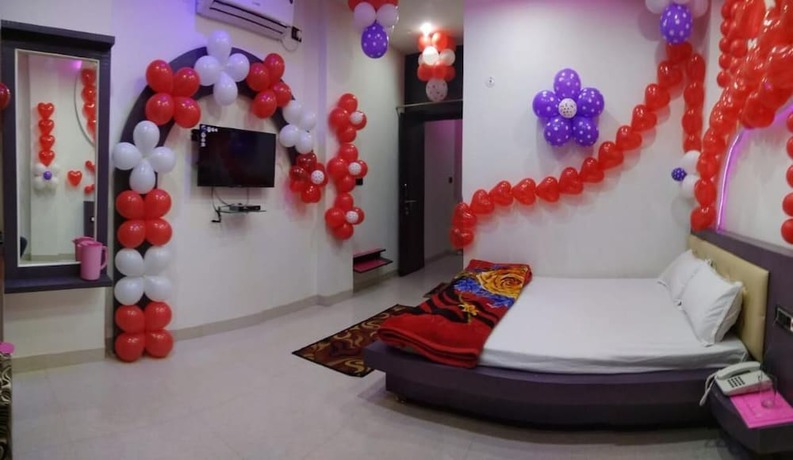 Imagen de la habitación del Hotel Nikunj. Foto 14