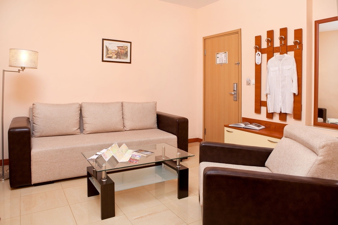 Imagen de la habitación del Hotel Niky. Foto 9