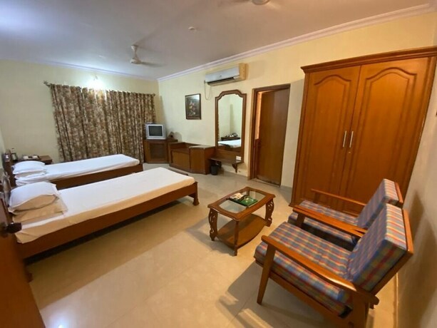 Imagen de la habitación del Hotel Nilambag Palace. Foto 18
