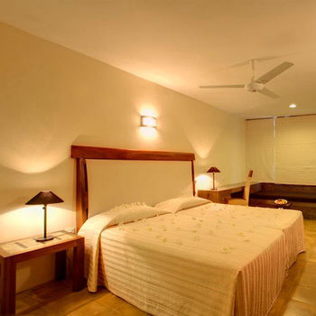 Imagen de la habitación del Hotel Nilaveli Beach. Foto 6
