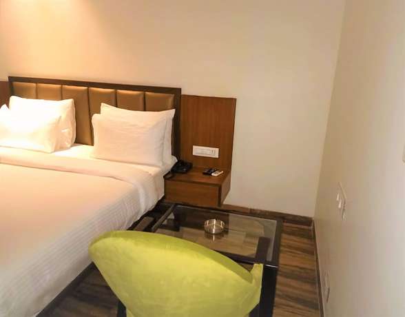 Imagen de la habitación del Hotel Nilax. Foto 9