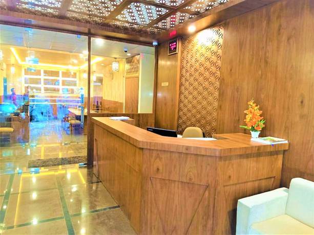Imagen de los interiores del Hotel Nilax. Foto 17