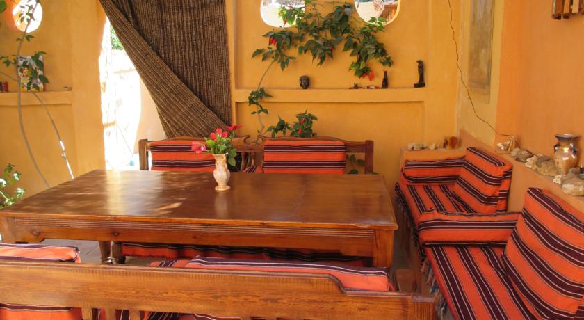 Imagen de la habitación del Hotel Nile Compound. Foto 3