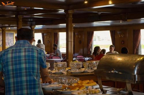Imagen general del Hotel Nile Cruise Luxor Aswan 3,4 and 7 nights. Foto 1