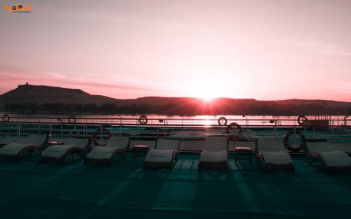 Imagen general del Hotel Nile Cruise Luxor Aswan 3,4 and 7 nights. Foto 3