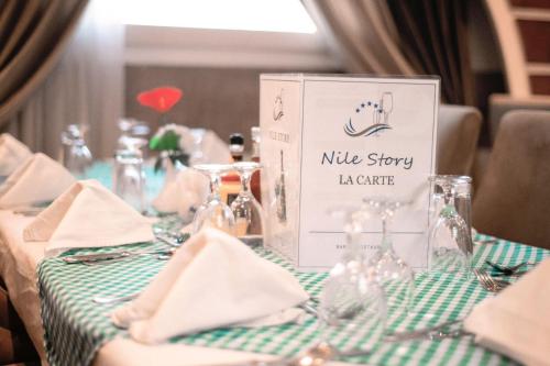 Imagen general del Hotel Nile Story, Nile Cruise, From Luxor Monday to Friday 4N, from Aswan Friday to Monday 3N. Foto 17