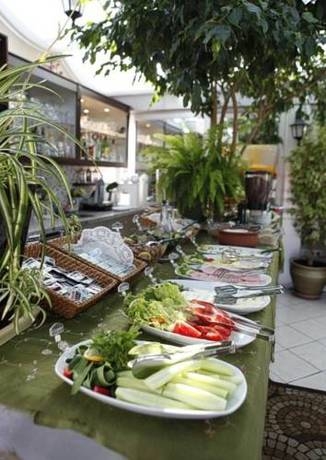 Imagen general del Hotel Niles Istanbul. Foto 35