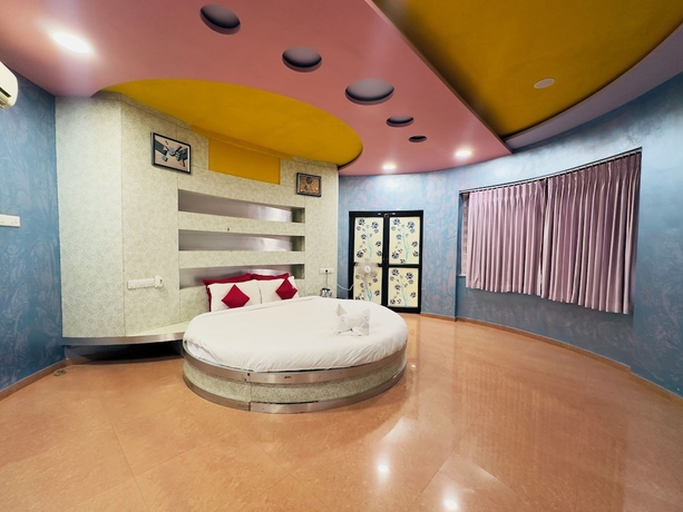 Imagen de la habitación del Hotel Nilkanth Resort - Best Resort in Anand. Foto 2