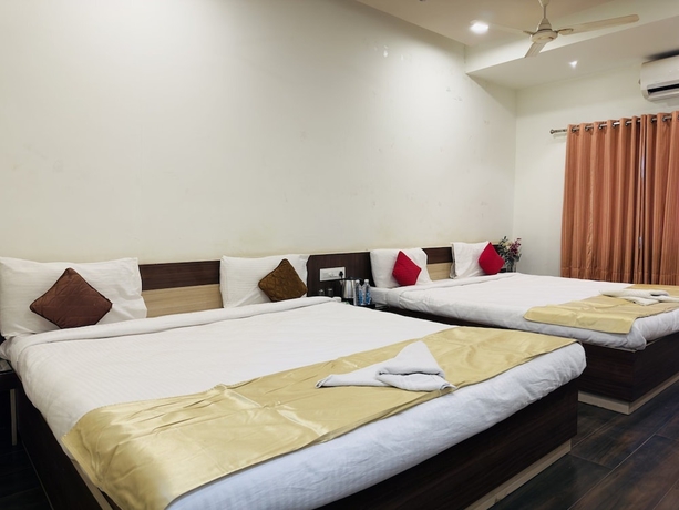 Imagen de la habitación del Hotel Nilkanth Resort - Best Resort in Anand. Foto 7