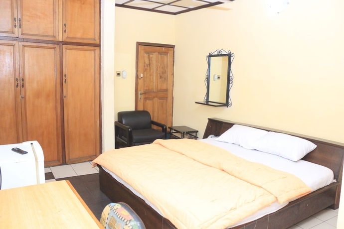 Imagen de la habitación del Hotel Nima Suites. Foto 8