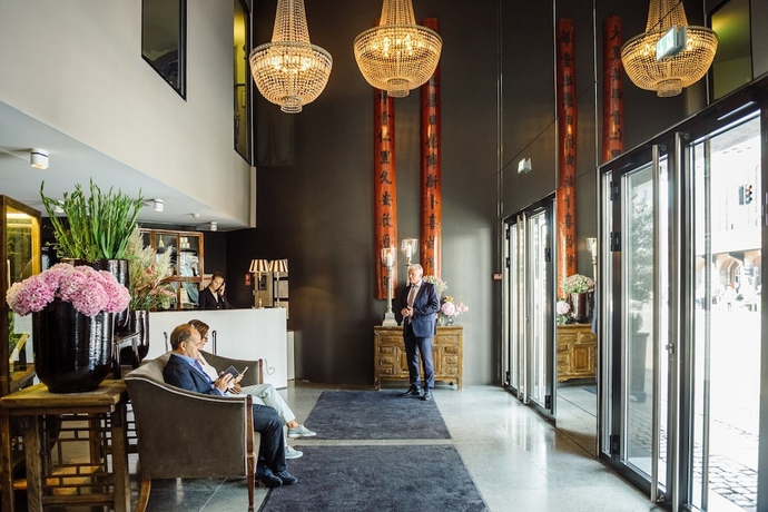 Imagen de los interiores del Hotel Nimb. Foto 19