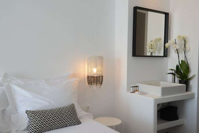 Imagen de la habitación del Hotel Nimbus Mykonos. Foto 7