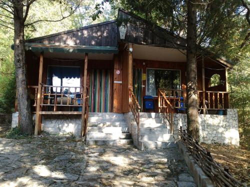Imagen de la habitación del Hotel Nimpha Bungalows. Foto 19
