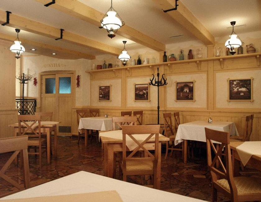 Imagen general del Hotel Nimr&oacute;d &eacute;s &egrave;tterem. Foto 18