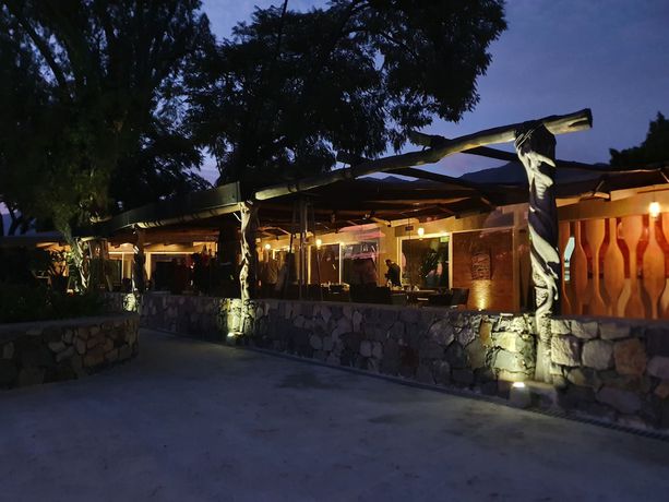 Imagen del bar/restaurante del Hotel Nimue Marina Residence and Boutique. Foto 9