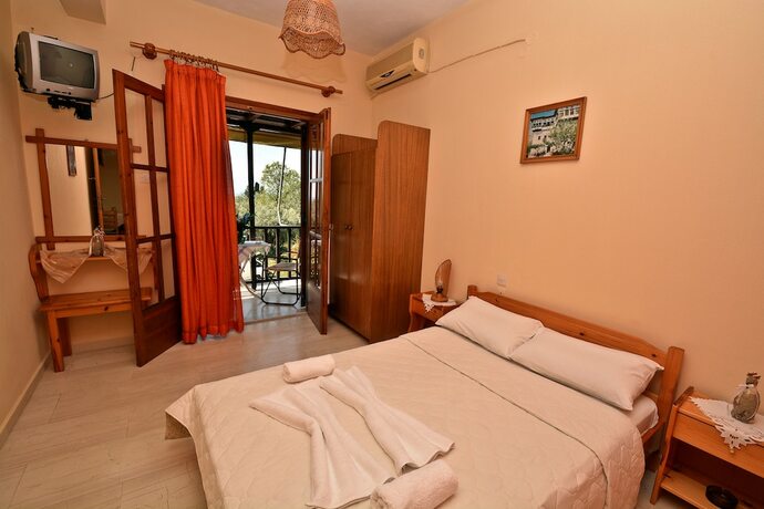 Imagen de la habitación del Hotel Nina Apartments. Foto 16