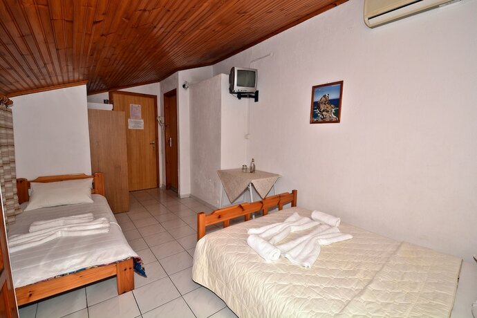 Imagen de la habitación del Hotel Nina Apartments. Foto 18