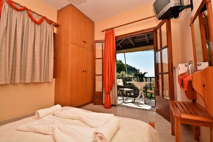 Imagen de la habitación del Hotel Nina Apartments. Foto 19