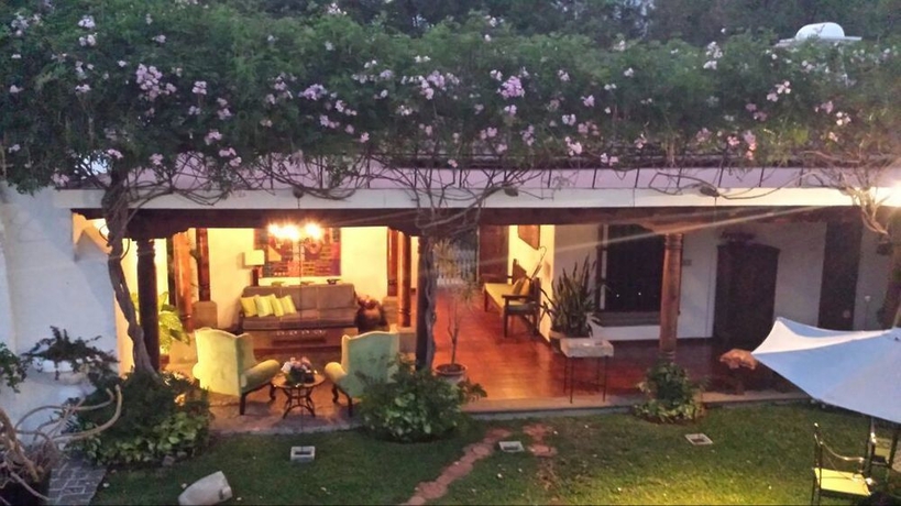 Imagen de los exteriores del Hotel Nina Boutique. Foto 5