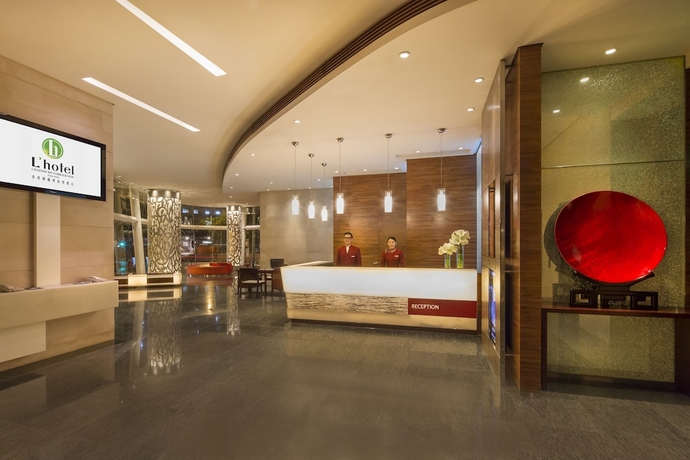 Imagen de los interiores del Hotel Nina Causeway Bay. Foto 16
