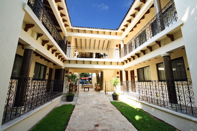 Imagen de los interiores del Hotel Nina Playa Del Carmen. Foto 14