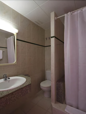 Imagen de la habitación del Hotel Ninays. Foto 7