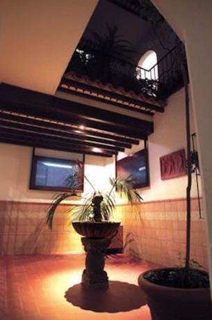 Imagen de los interiores del Hotel Ninays. Foto 15