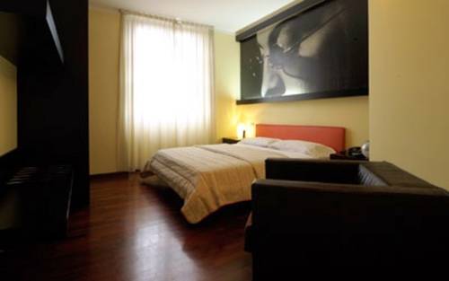 Imagen de la habitación del Hotel Nine, Monza. Foto 7