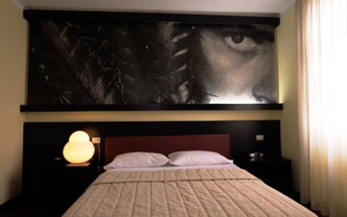 Imagen de la habitación del Hotel Nine, Monza. Foto 12