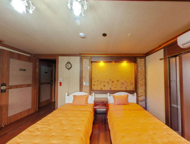 Imagen de la habitación del Hotel Nine Resort. Foto 2