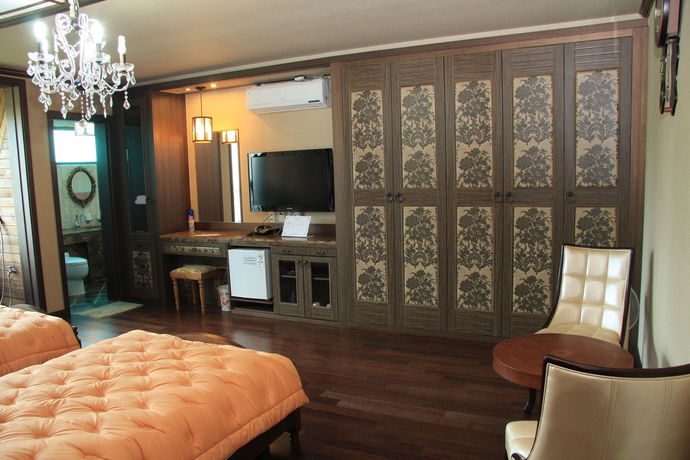 Imagen de la habitación del Hotel Nine Resort. Foto 12